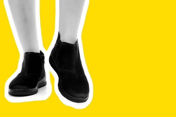 Calzado Mujer Larga Pierna Femenina Delgada Con Zapatos Cuero Bajos — Foto de Stock