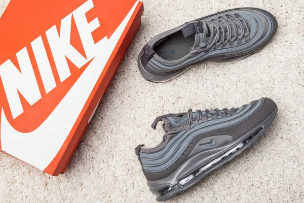 Nya Vackra Färgglada Och Trevliga Nike Air Max Löparskor Sneakers — Stockfoto