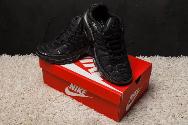 Nya Vackra Färgglada Och Trevliga Nike Air Max Löparskor Sneakers — Stockfoto