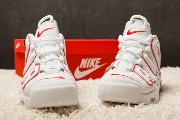 Nya Vackra Färgglada Och Trevliga Nike Air Max Löparskor Sneakers — Stockfoto