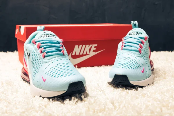 Sepatu Lari Nike Air Max Yang Berwarna Warni Dan Bagus — Stok Foto