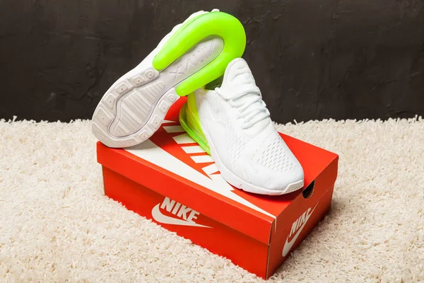Nuevo Hermoso Colorido Agradable Nike Air Max Zapatillas Correr Zapatillas —  Fotos de Stock