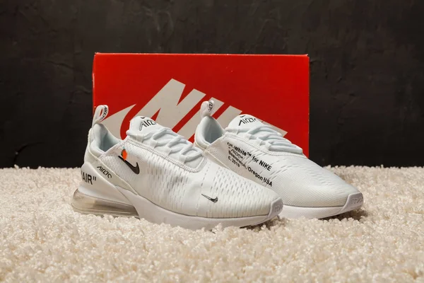 Novo Bonito Colorido Agradável Nike Air Max Tênis Corrida Tênis — Fotografia de Stock