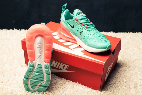 New Beautiful Colorful Nice Nike Air Max Αθλητικά Τρεξίματος Sneakers — Φωτογραφία Αρχείου