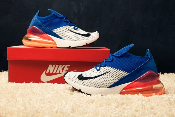 Novo Bonito Colorido Agradável Nike Air Max Tênis Corrida Tênis — Fotografia de Stock