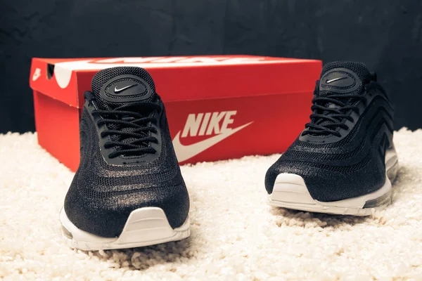 Novo Bonito Colorido Agradável Nike Air Max Tênis Corrida Tênis — Fotografia de Stock