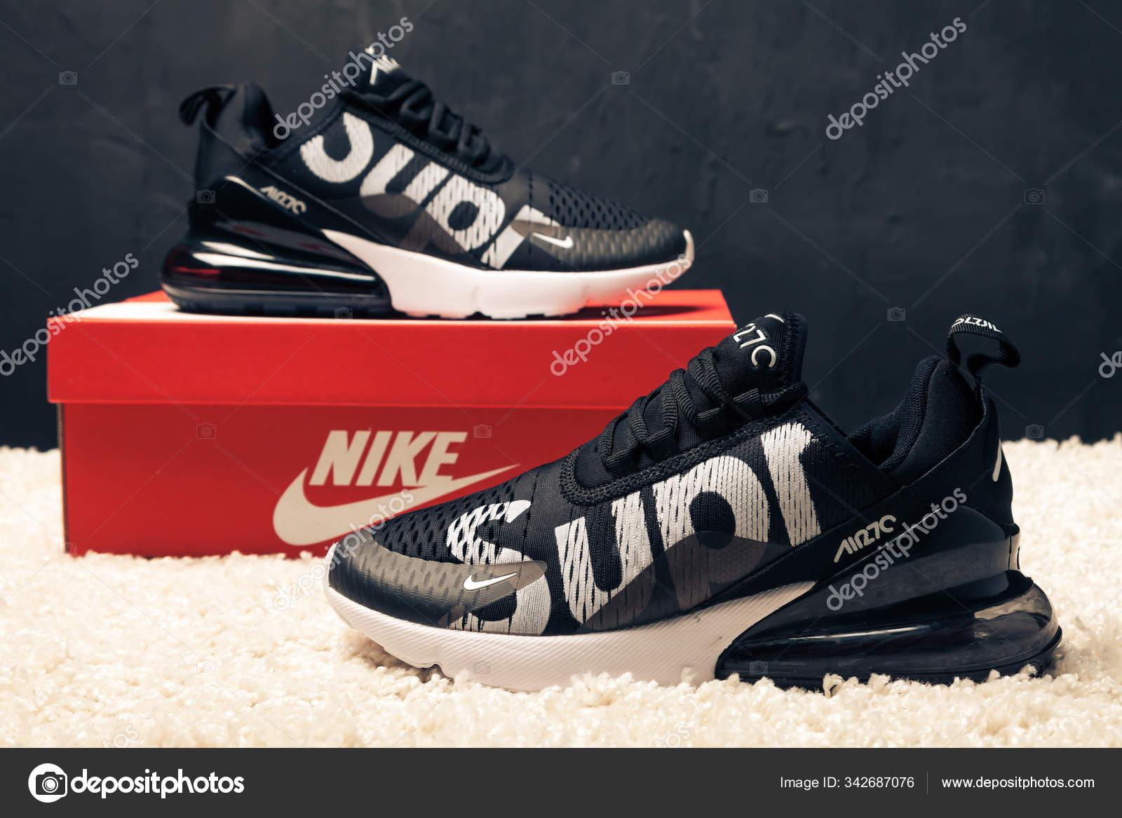 New Beautiful Colorful Nice Nike Air Max Running Shoes Sneakers – Stock  Editorial Photo © sozon #342687076
