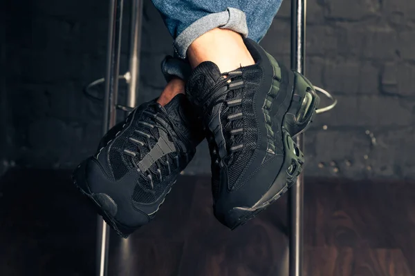 Nieuwe Mooie Kleurrijke Leuke Hardloopschoenen Sneakers Trainers Die Het Logo — Stockfoto