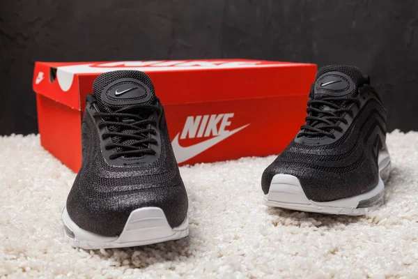 Novo Bonito Colorido Agradável Nike Air Max Tênis Corrida Tênis — Fotografia de Stock