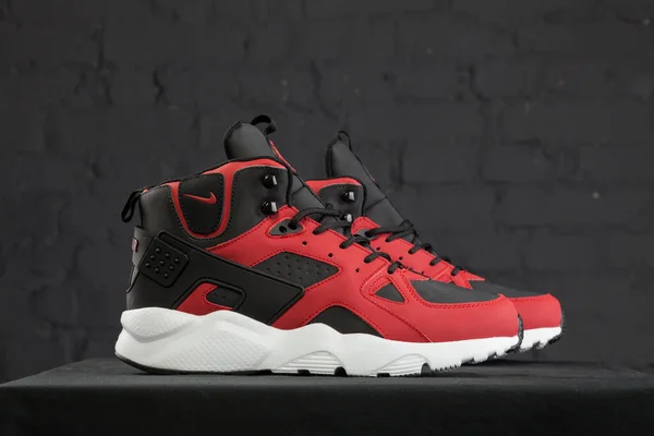 Nieuwe Mooie Kleurrijke Leuke Nike Huarache Hardloopschoenen Sneakers Trainers Toont — Stockfoto