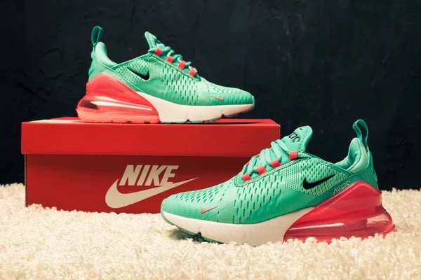 Novo Bonito Colorido Agradável Nike Air Max Tênis Corrida Tênis — Fotografia de Stock