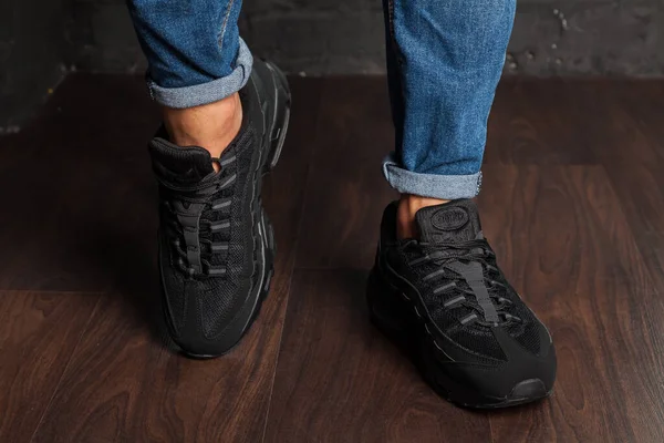 Nieuwe Mooie Kleurrijke Leuke Hardloopschoenen Sneakers Trainers Die Het Logo — Stockfoto