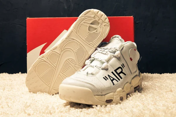 Nya Vackra Färgglada Och Trevliga Nike Air Max Löparskor Sneakers — Stockfoto