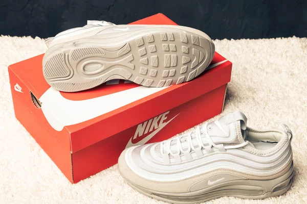 Neue Schöne Bunte Und Schöne Nike Air Max Laufschuhe Turnschuhe — Stockfoto