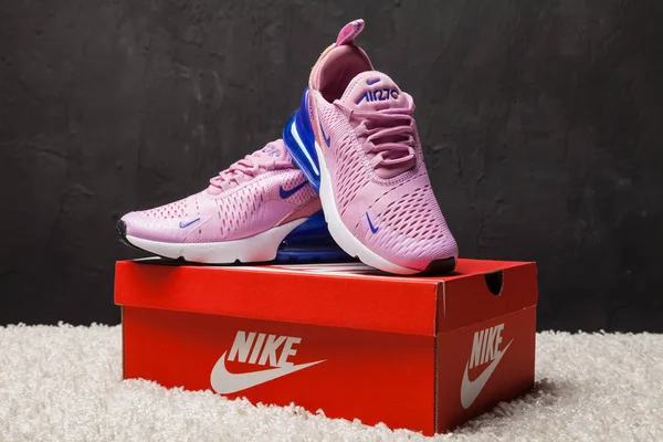 Nya Vackra Färgglada Och Trevliga Nike Air Max Löparskor Sneakers — Stockfoto