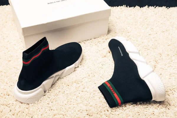 Novo Bonito Colorido Agradável Balenciaga Gucci Tênis Corrida Tênis Treinadores — Fotografia de Stock