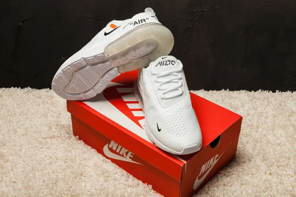 Nya Vackra Färgglada Och Trevliga Nike Air Max Löparskor Sneakers — Stockfoto