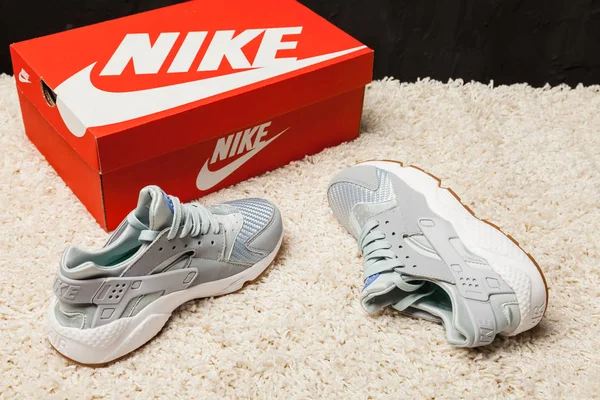 Nuevo Hermoso Colorido Agradable Nike Air Huarache Zapatillas Correr Zapatillas —  Fotos de Stock