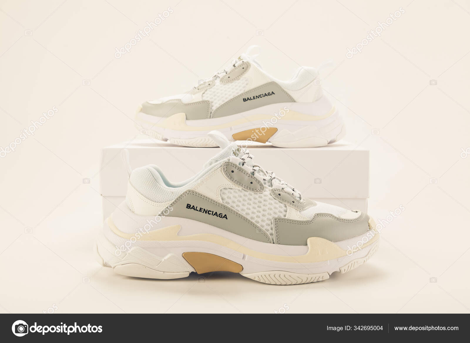 Scarpe balenciaga clearance colorate