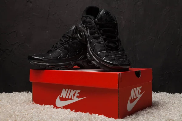 Yeni Renkli Güzel Nike Air Max Koşu Ayakkabıları Spor Ayakkabıları — Stok fotoğraf