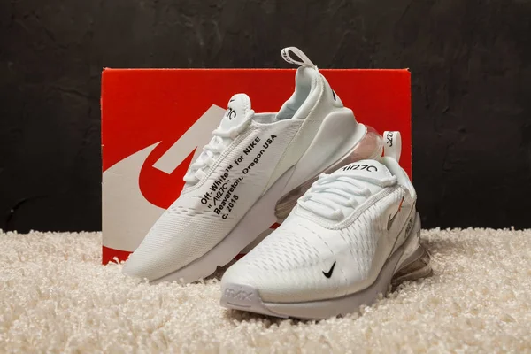 Nya Vackra Färgglada Och Trevliga Nike Air Max Löparskor Sneakers — Stockfoto