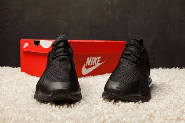 Новий Прекрасний Барвистий Приємний Nike Air Max Працює Взуття Кросівки — стокове фото