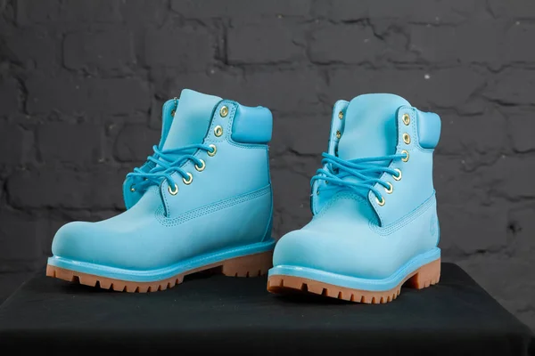 Nuove Belle Scarpe Colorate Belle Timberland Monitoraggio Scarpe Ginnastica Scarpe — Foto Stock