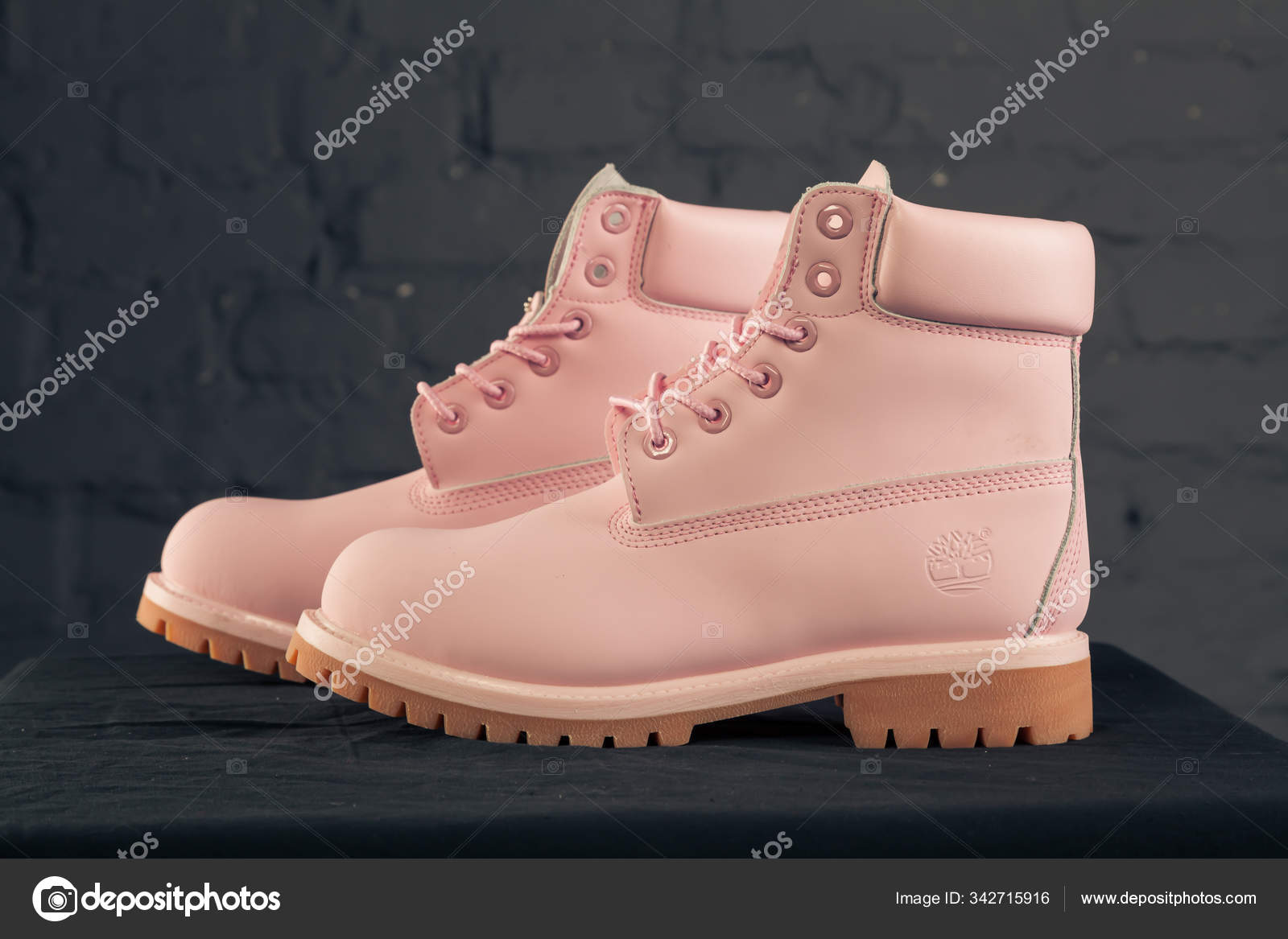 consenso Alexander Graham Bell Goneryl New Beautiful Colorful Nice Timberland Tracking Shoes Sneakers Trainers Shows – Stock Editorial Photo © sozon #342715916 consenso Alexander Graham Bell Goneryl New Beautiful Colorful Nice Timberland Tracking Shoes Sneakers Trainers Shows – Stock Editorial Photo © sozon #342715916