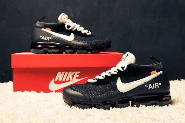 Neue Schöne Bunte Und Schöne Nike Vapor Max Laufschuhe Turnschuhe — Stockfoto