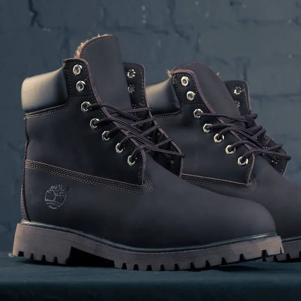 Nieuwe Mooie Kleurrijke Mooie Timberland Tracking Schoenen Sneakers Trainers Toont — Stockfoto