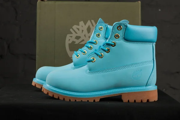 Yeni Güzel Renkli Güzel Timberland Izleme Ayakkabıları Spor Ayakkabıları Spor — Stok fotoğraf