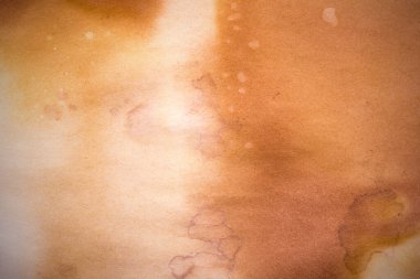 Eski kağıt çarşaf. Toz ve kirli lekelerle dolu boş bir arka plan. Eski ve antika sanat konsepti. Ayrıntılı yakın çekim stüdyo çekimi. Ön manzara. Ayarlanmış