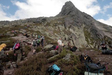 Doğal Park Ergaki 'de bir dağ aralığı