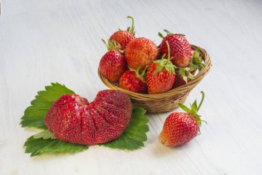 Strawberries3