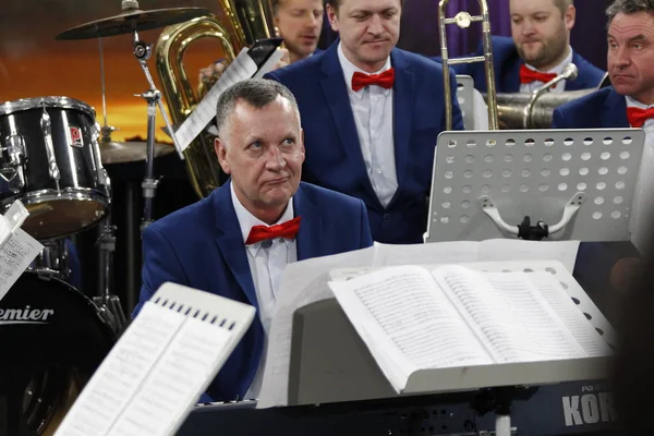 Belarús Gomel Actuación Orquesta Ciudad Gomel Marzo 2017 Orquesta Toca — Foto de Stock