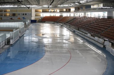Belarus, Minsk, 06 Haziran 2017. Buzdan bir saray spor. Sürat pateni için Arena