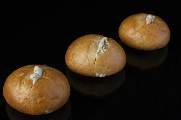 Pães Pequenos Com Molho Fundo Escuro Buns Com Alho Ucraniano — Fotografia de Stock