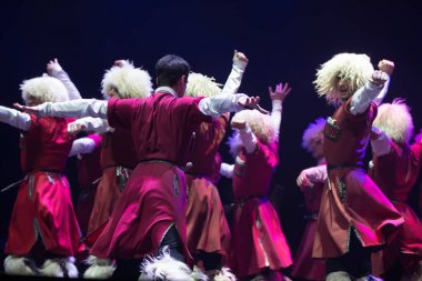 Beyaz Rusya, Gomel, 27 Şubat 2018. Konser Salonu. Konuşma ulusal Gürcü bale Sukhishvili.Georgian dansçıların dans performans