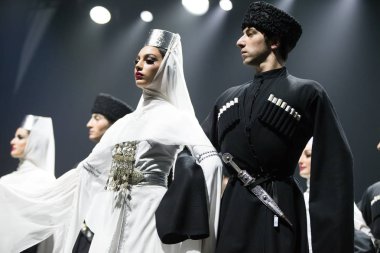 Beyaz Rusya, Gomel, 27 Şubat 2018. Konser Salonu. Konuşma ulusal Gürcü bale Sukhishvili.Georgian dansçıların dans performans