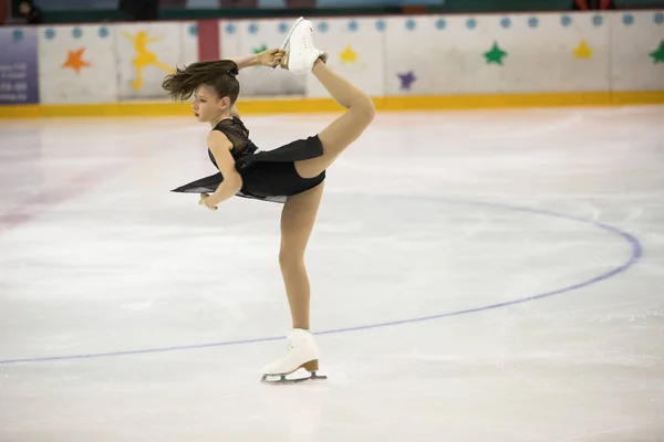 Weißrussland Gomel März 2018 Eispalast Wettkämpfe Eiskunstlauf Bei Kindern Die — Stockfoto