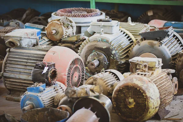 Old Electric Motors Industrial Machines Many Disassembled Retro Engines — Stock Photo, Image