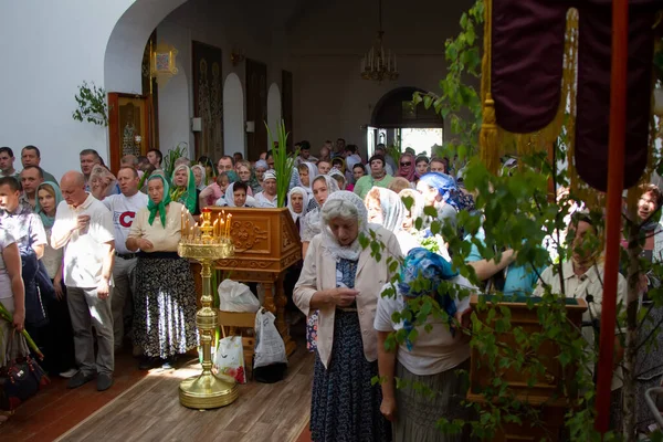 Vitryssland Staden Gomil April 2018 Stadskyrkan Palmsöndag Många Människor Templet — Stockfoto