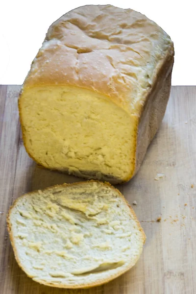 Witte Zelfgebakken Brood Het Hout Geïsoleerd Wit — Stockfoto