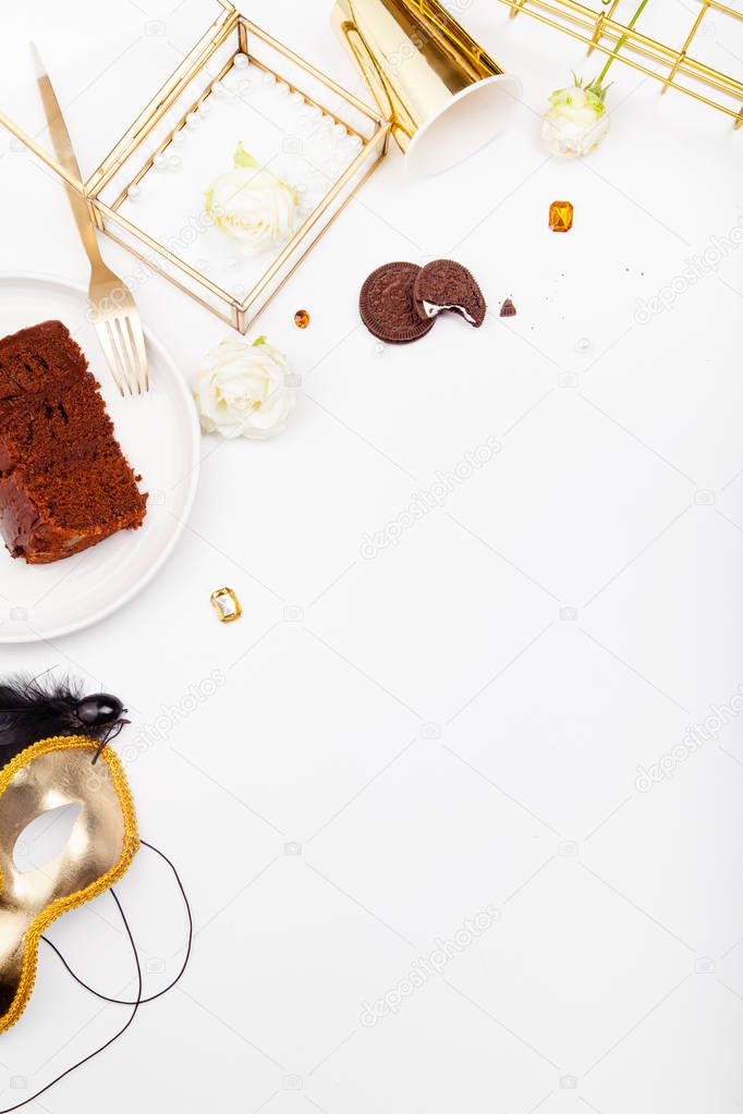pieces of chocolate cake