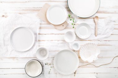 Cermic plakaları ve kaseler