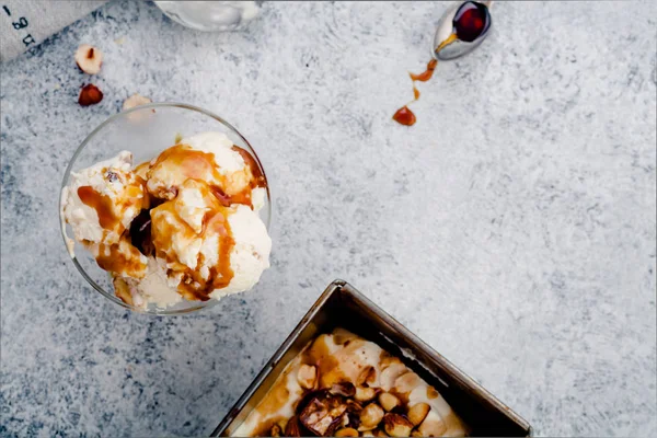 Snickers dondurma cam kase 