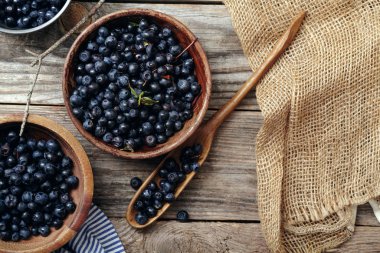 Orman blueberry ile üç kase