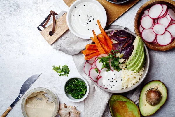 Vegetarian bowl with coucous — Stock Photo, Image