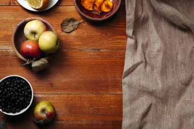 Pasta dolgu malzemeler kase