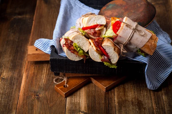 Frische Baguette-Sandwiches — Stockfoto